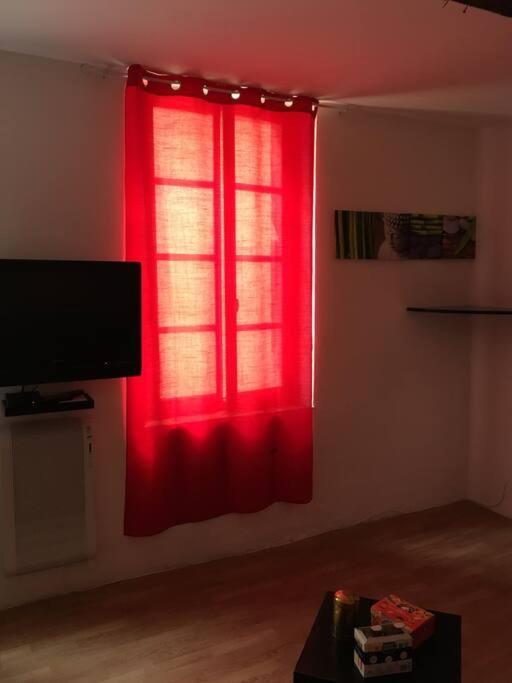 Jolie Studio Dans Le Centre Historique De Narbonne Apartment Екстериор снимка
