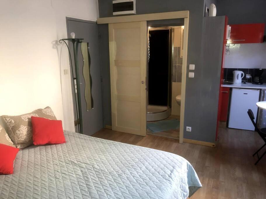 Jolie Studio Dans Le Centre Historique De Narbonne Apartment Екстериор снимка